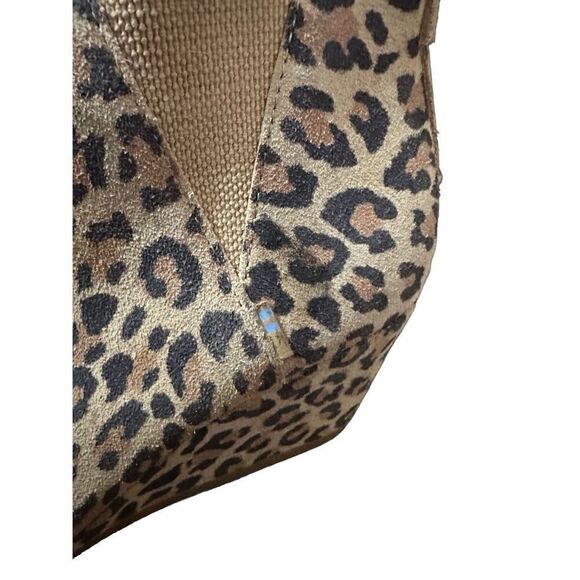 Toms Womens 5.5 Beige Kelsey Leopard Print Suede Bootie Ankle Boots Wedge 3” - Picture 4 of 11